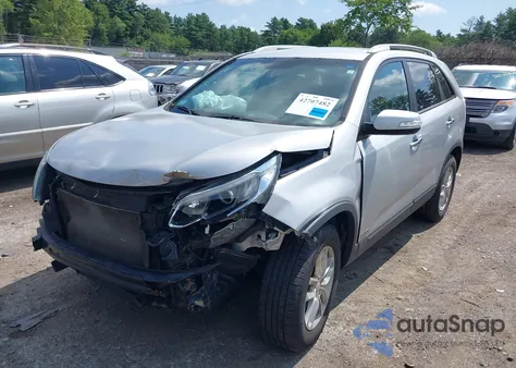 2015 Kia Sorento Lx V6 z USA, uszkodzony, nr VIN 5XYKTDA78FG607317